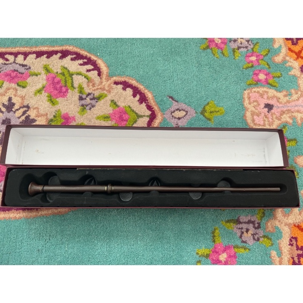 Harry Potter World Oak 7 Ollivander's Interactive Wand